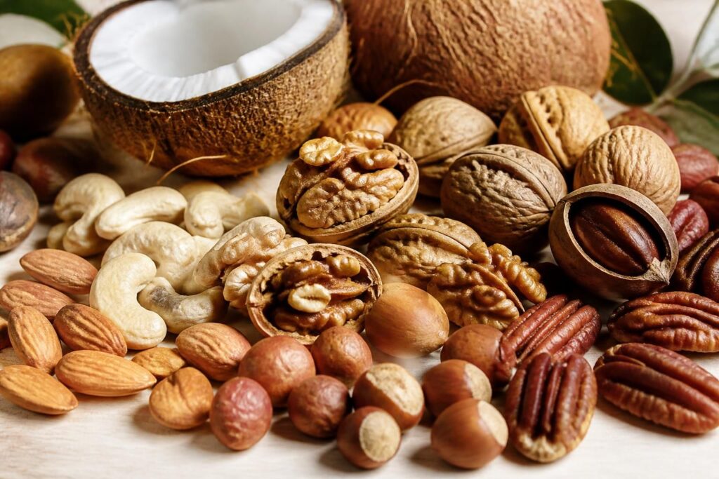 découvrez le nombre de calories dans différentes variétés de noix, notamment la noix de coco, la noix de cajou, la noix de grenoble, et bien d'autres, avec des détails précis pour mieux équilibrer votre alimentation.